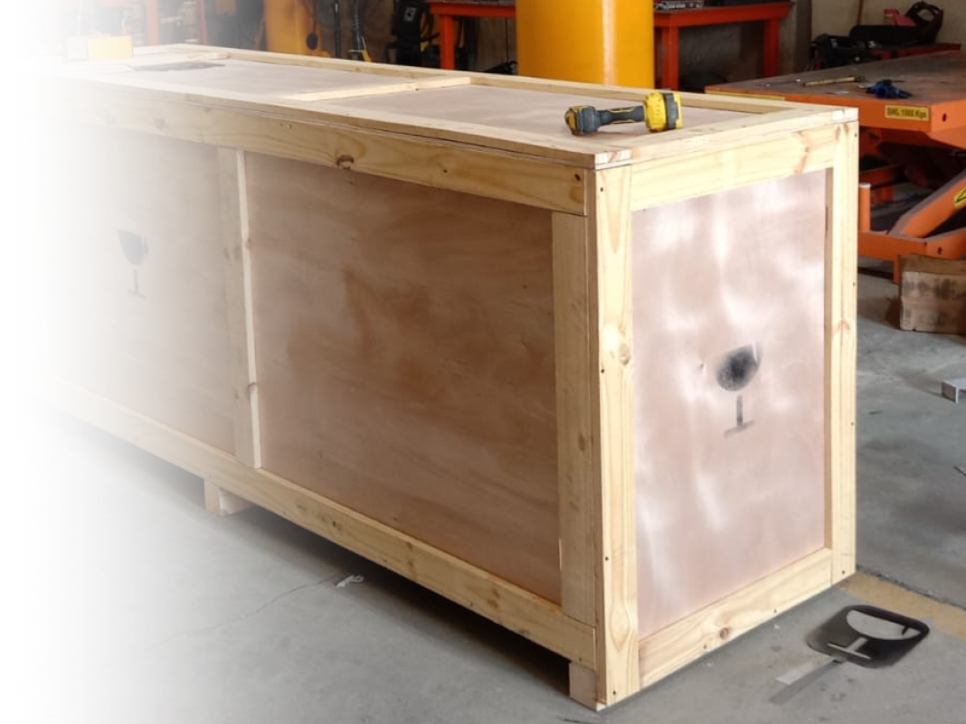 Air cargo prepared for relocation from Dubai to Saudi Arabia